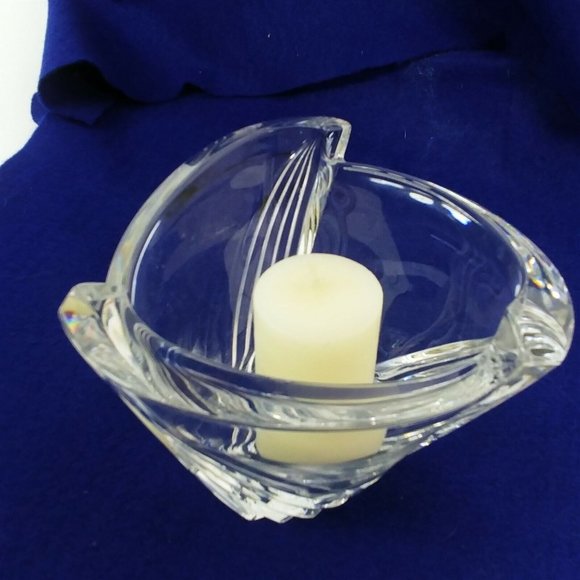 Candle Holder Candy Nut Bowl Triangle Swirl Design Glass 4" H - Picture 7 of 8